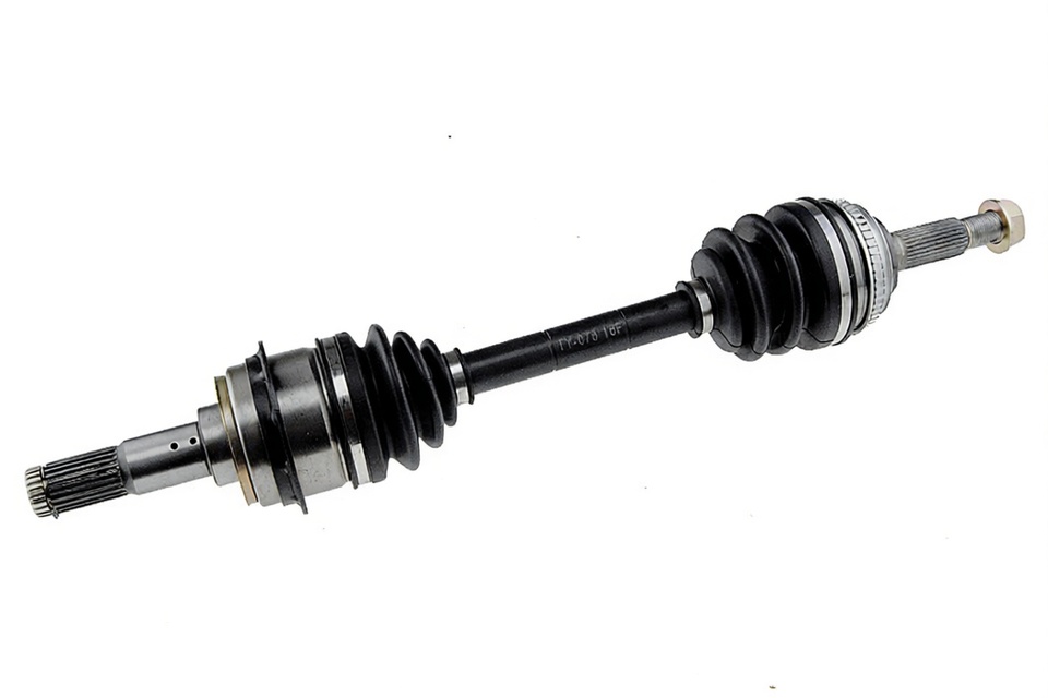 Drivaksel Toyota Celica venstre bak 646 mm